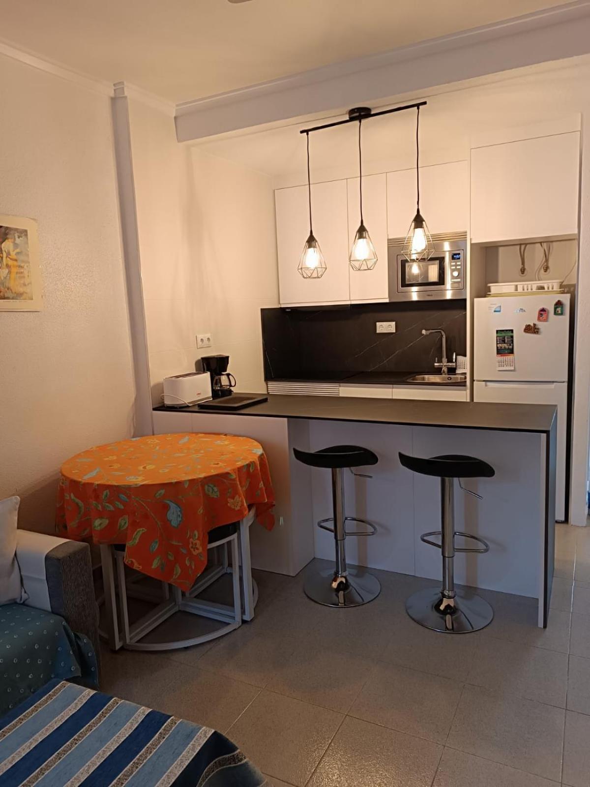 Residencia Alhambra Los Cisnes Torrevieja Buitenkant foto